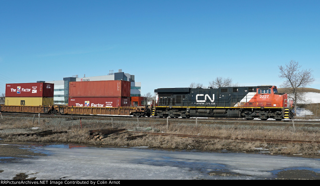 CN 2227